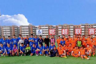 Trận đấu nóng hổi - Căn cứ bóng đá Genbao 07/08 Đội 4-1 thắng U15 Quốc gia